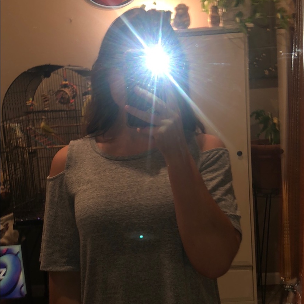 Grey shoulder cut out top